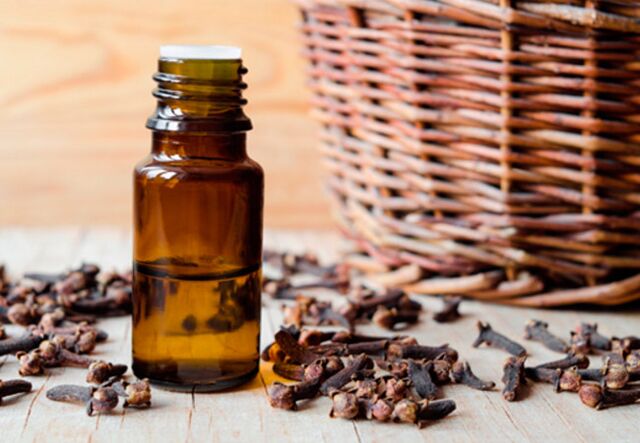 Aromatherapy guides prefer cloves oil