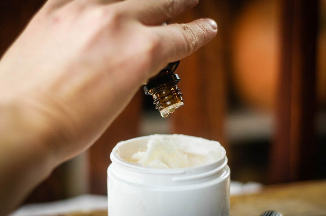 Do not add essential oil immediately to a large amount of cream - it is better to enrich a single serving each time
